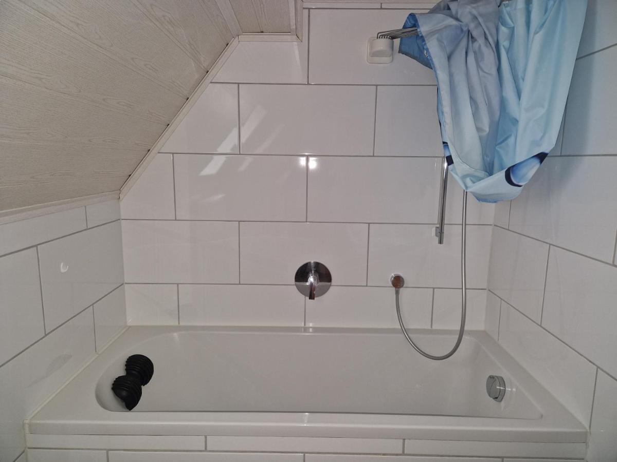 Ferienwohnung Blumenshein Bei Speyer Karlsruhe Familienfreundlich 5 Pers Zeiskam ภายนอก รูปภาพ